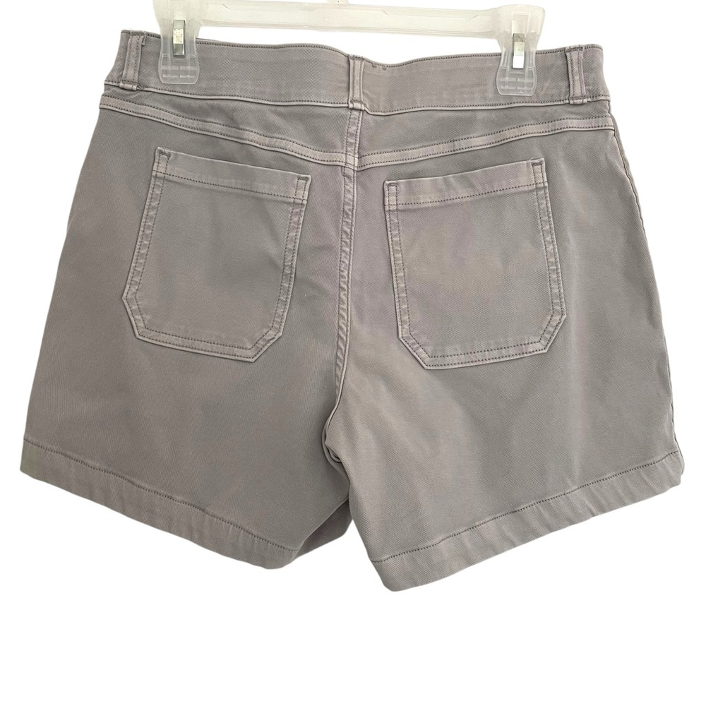 SPANX Gray Cargo Shorts Stretchy Casual Size M - Picture 2 of 10